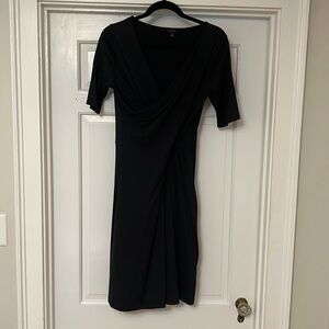 Talbots women’s black short sleeve faux wrap v neck nylon/spandex size S dress